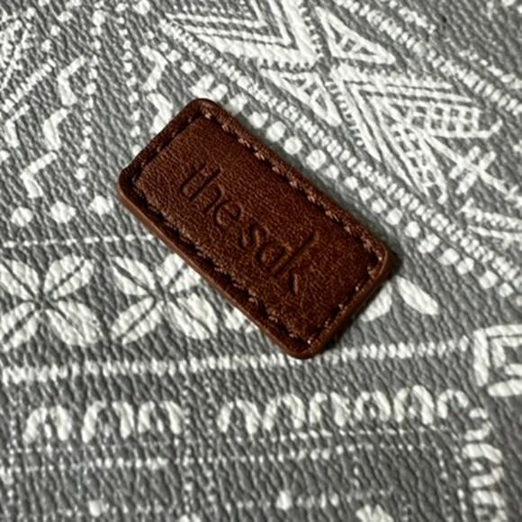 THE SAK Hasley Happy & Free Gray Shadow Tote Purse Batik Boho - Picture 8 of 16